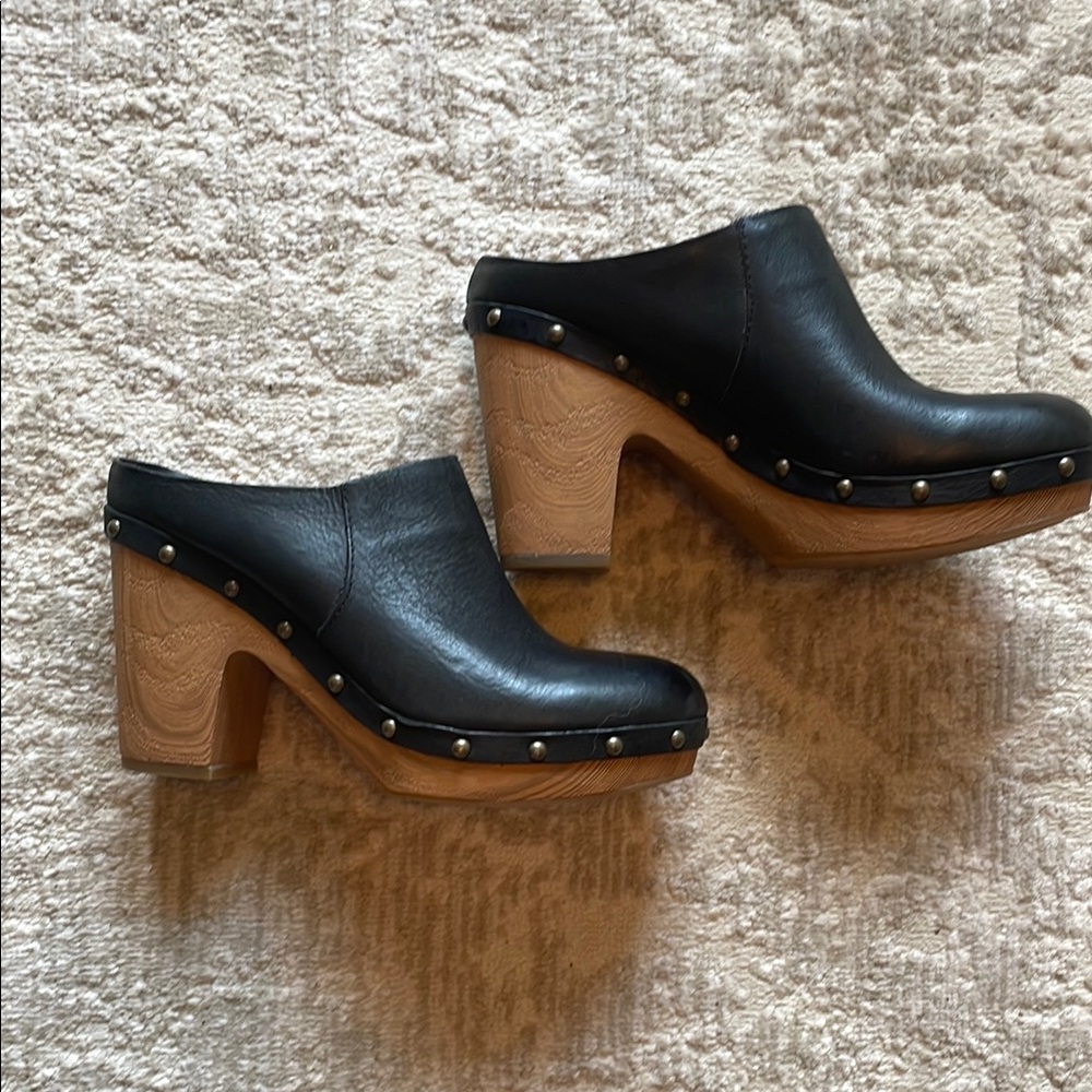 Kork Ease Black Leather Demi Clog With Metallic Studs Size 8 Never Worn